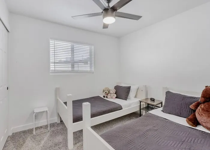 4br Basecamp, Mins To Cubs Spring Training *