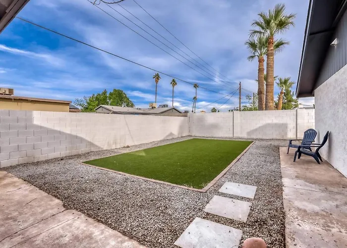 4br Basecamp, Mins To Cubs Spring Training Holiday home *