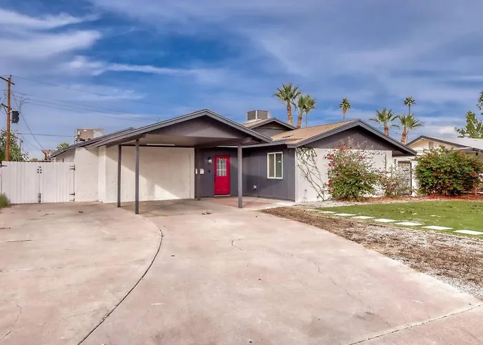 Holiday home 4br Basecamp, Mins To Cubs Spring Training *